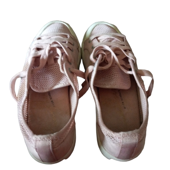 Beautiful Women’s Pink Breathable SketchesTennis Shoes Size    8,5 - Picture 6 of 7